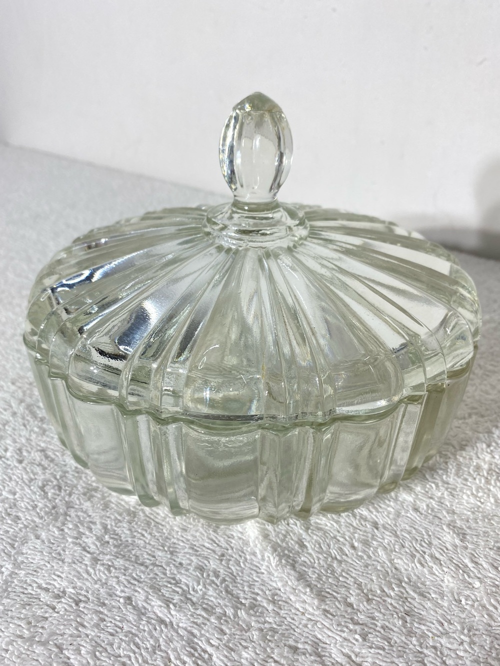 Vintage 1936/40 Anchor Hocking "Old Café Clear" Pressed Glass Candy Dish W Lid